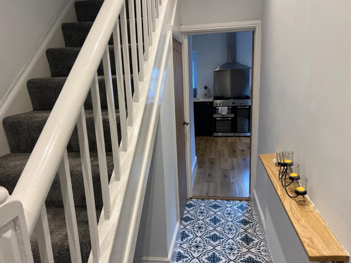 Luxury 2 Bed Great Location * Stoke-on-Trent