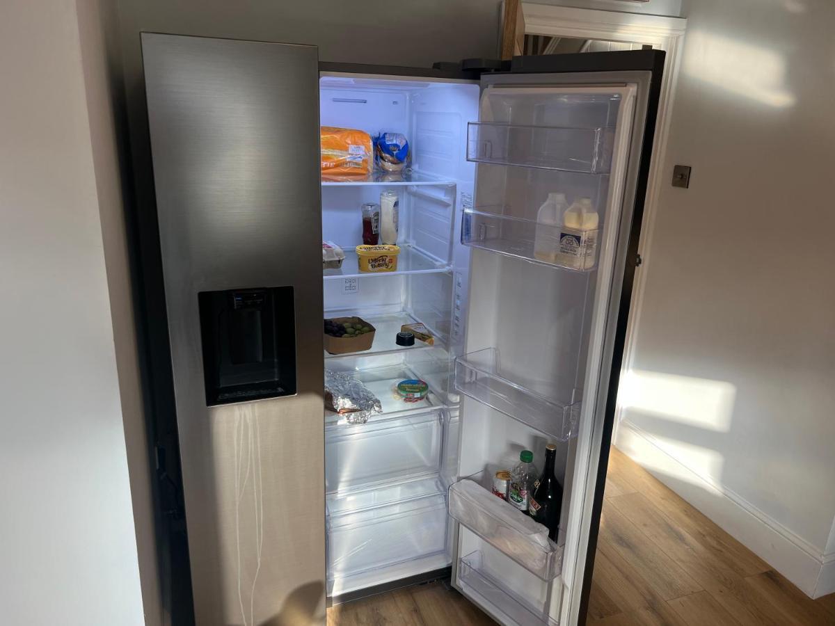 Apartment Luxury 2 Bed Great Location Stoke-on-Trent